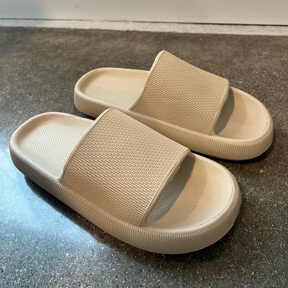 Beige Platform Sole Rubber Slides - Picture 2 of 5